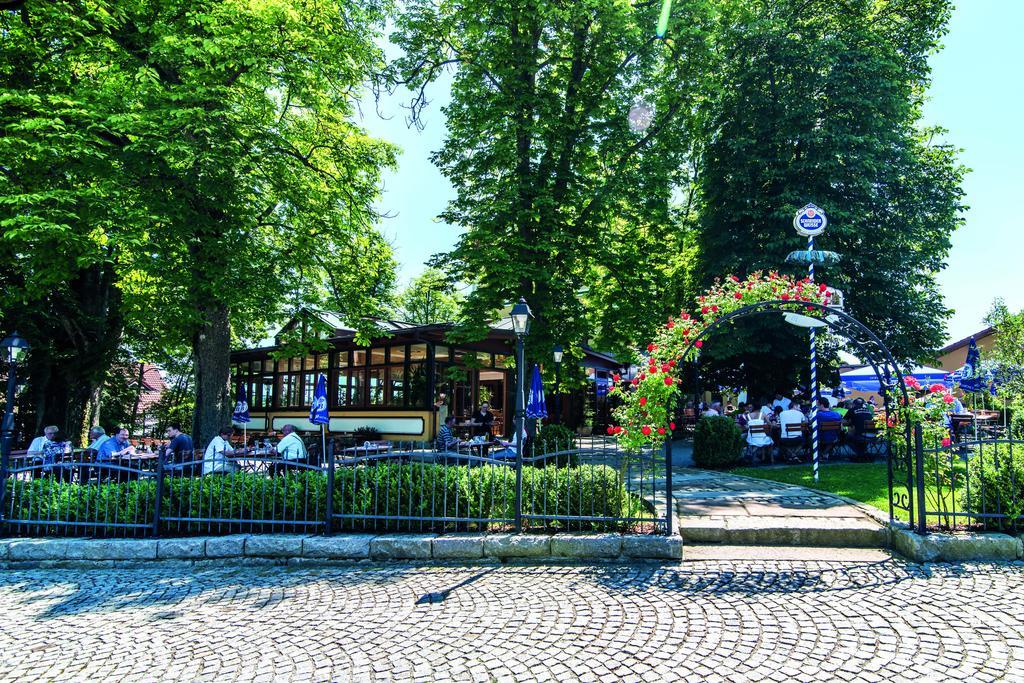 Hotel & Restaurant Waldschloss Passau Exterior photo