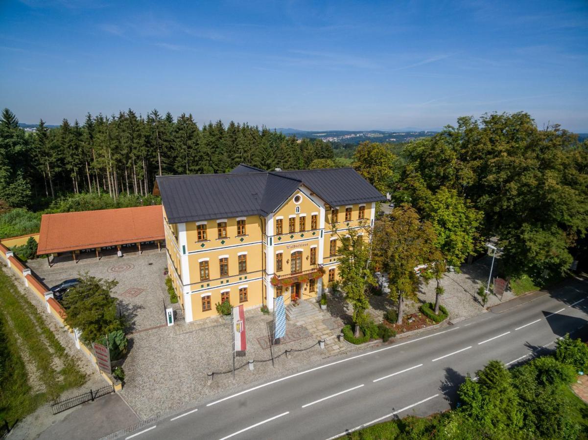 Hotel & Restaurant Waldschloss Passau Exterior photo