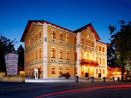 Hotel & Restaurant Waldschloss Passau Exterior photo